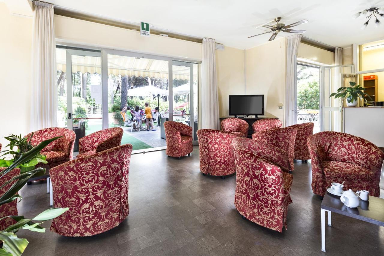 Park Hotel Pineta Cervia Exterior foto